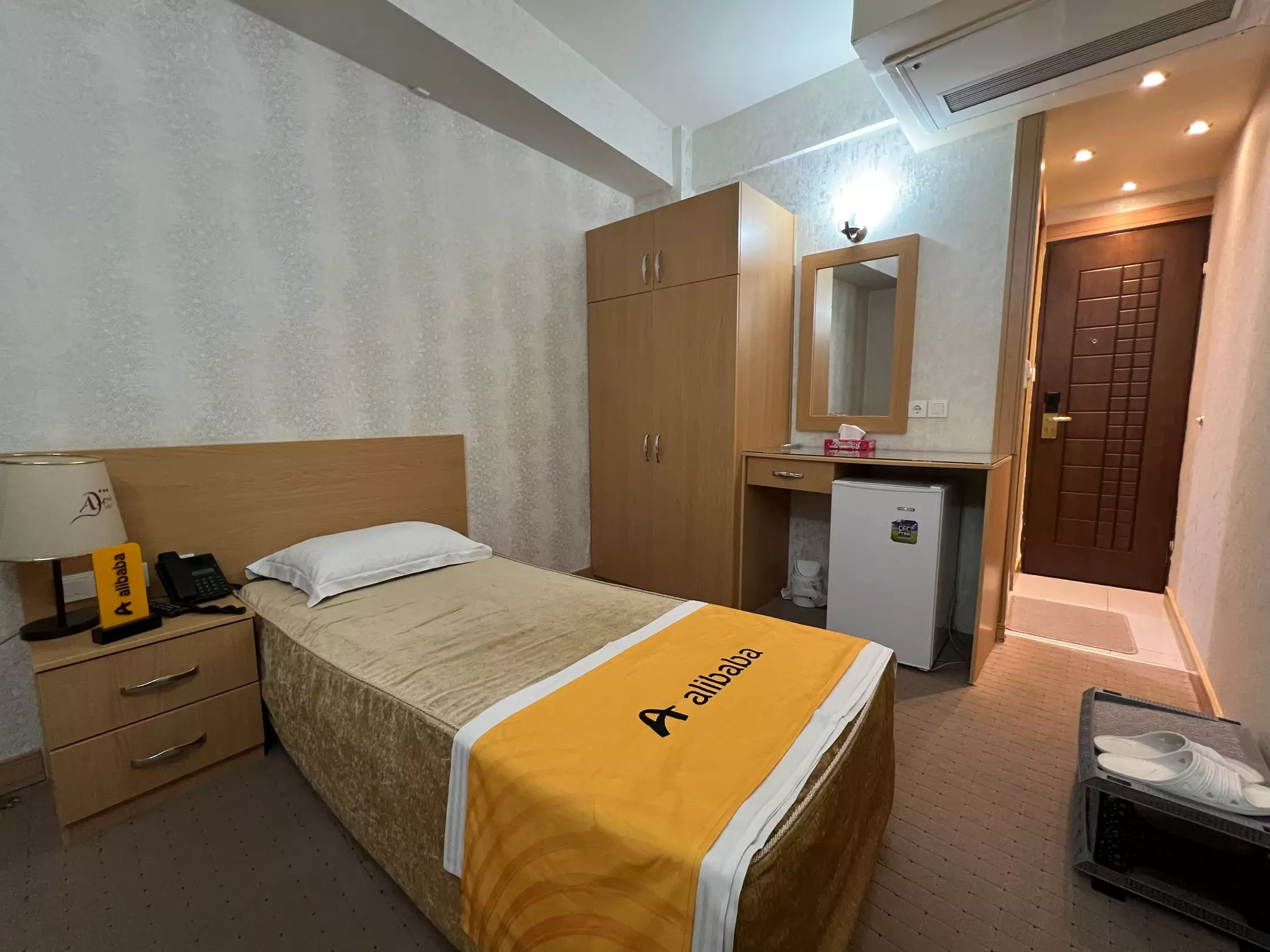 Alibaba https://cdn.alibaba.ir/ostorage/hotel-accommodation-images/696cbf8a6b43e2b9afa3be75_08- اهراب- اتاق سینگل (1).webp